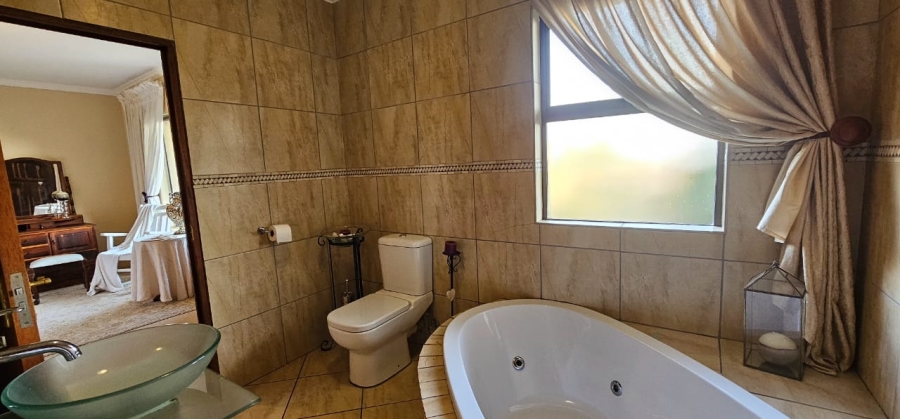 4 Bedroom Property for Sale in Birdwood Estate North West